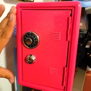 New Small lock 🔐 box with keys